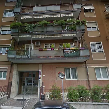 招待所 Mansarda Romantica 维罗纳